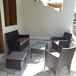To Pithari Apartment