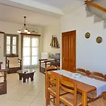 Apartment To Pithari Skyros