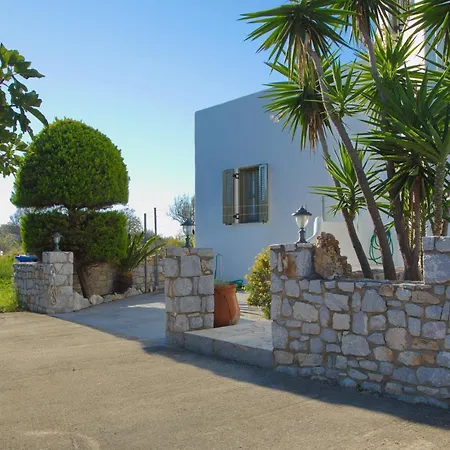 Apartment To Pithari *
