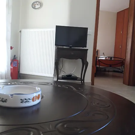 Apartment To Pithari *