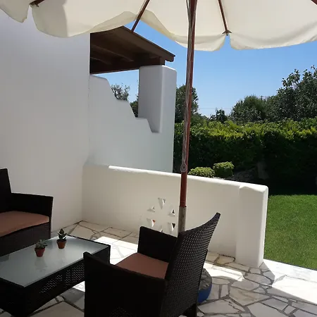 To Pithari アパート *