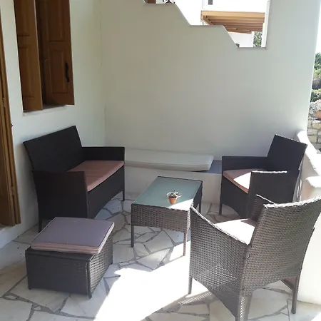 To Pithari Lägenhet