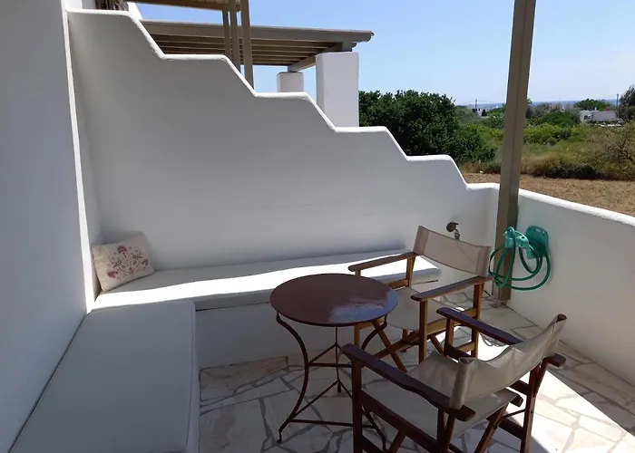 Apartment To Pithari *