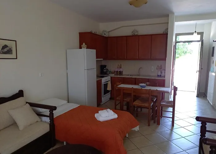 To Pithari Appartement Skyros