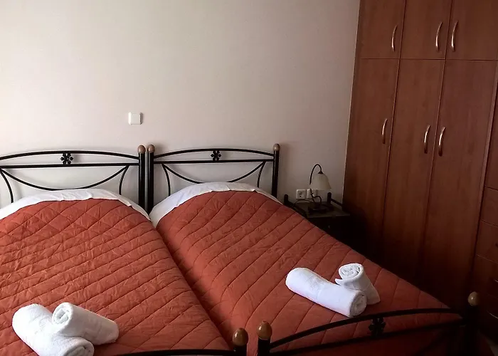 Apartment To Pithari *