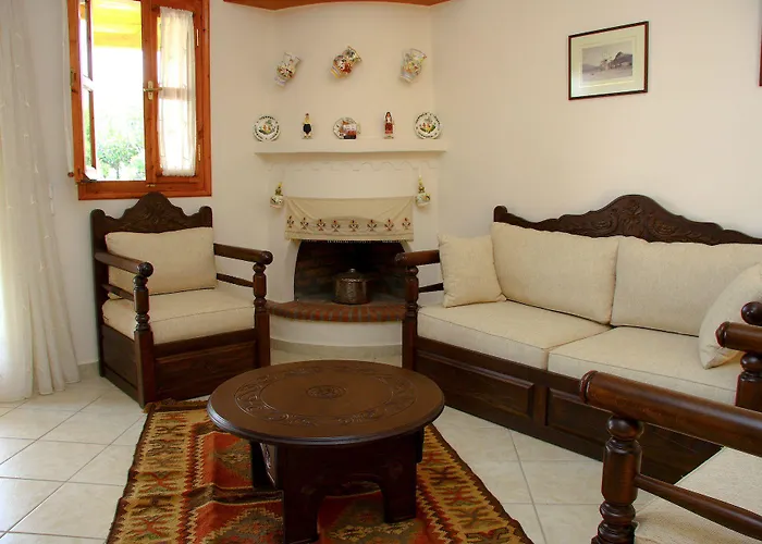 Apartment To Pithari Skyros