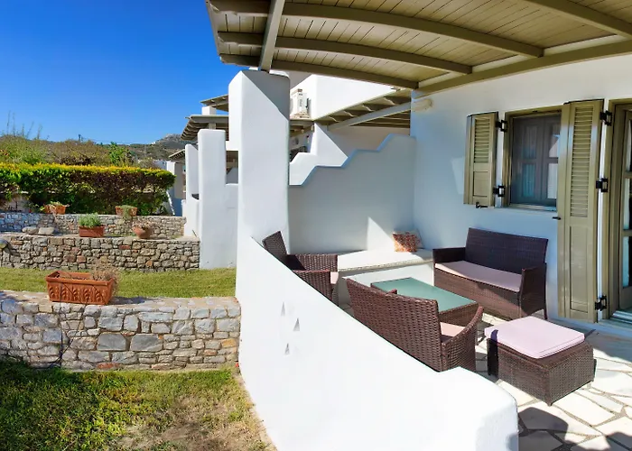 Apartment To Pithari *